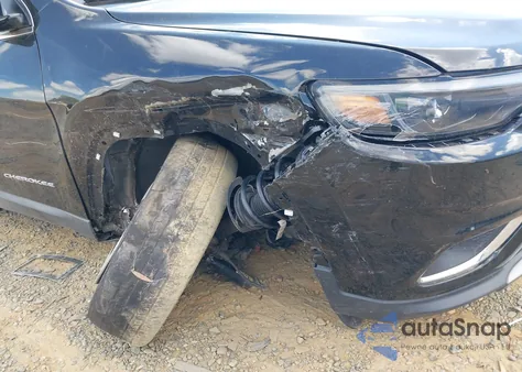 2020 Jeep Cherokee Limited 4X4 from USA, damaged, VIN 1C4PJMDN7LD557669